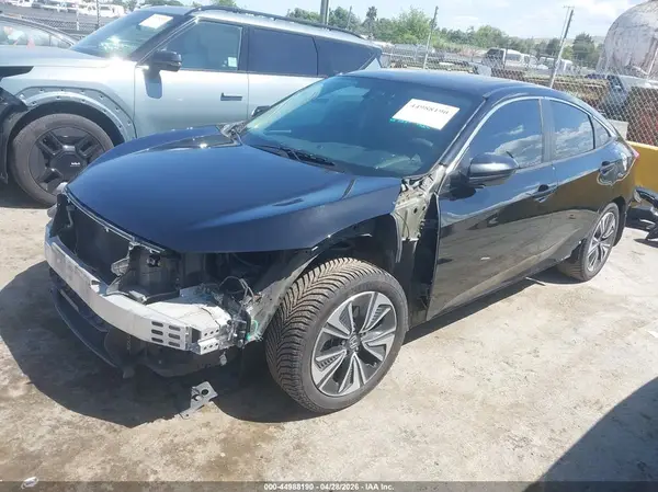 2HGFC1F30HH640923 2017 HONDA CIVIC - Image 2