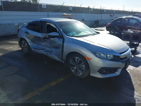 2HGFC1F30HH654210 2017 HONDA CIVIC - Image 1