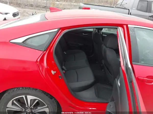 2HGFC1F31HH634998 2017 HONDA CIVIC - Image 8