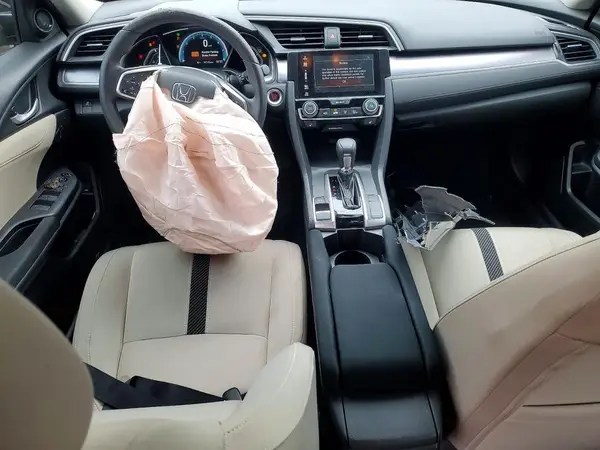 2HGFC1F31HH638324 2017 HONDA CIVIC - Image 8