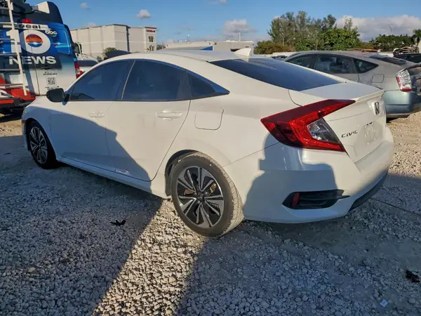 2HGFC1F31HH646570 2017 HONDA CIVIC - Image 2