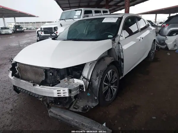 2HGFC1F31JH641245 2018 HONDA CIVIC - Image 2