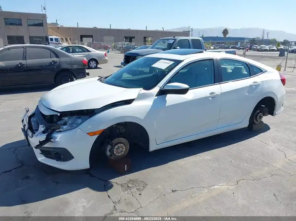 2HGFC1F31JH642539 2018 HONDA CIVIC - Image 2