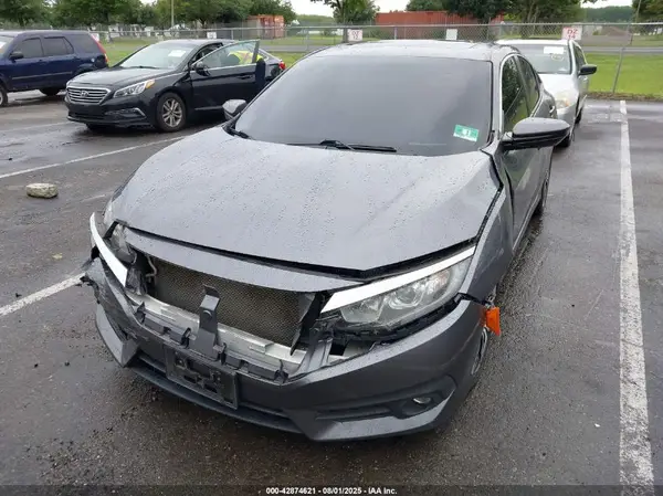 2HGFC1F31JH643951 2018 HONDA CIVIC - Image 2
