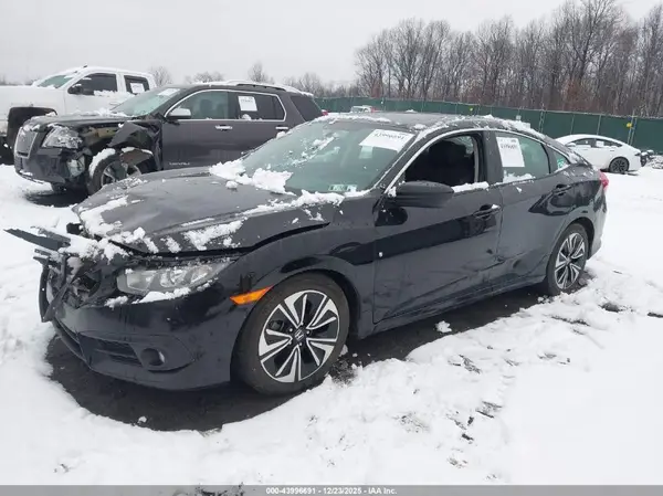2HGFC1F31JH644856 2018 HONDA CIVIC - Image 2
