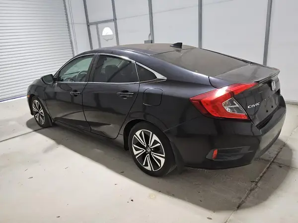 2HGFC1F32GH641697 2016 HONDA CIVIC - Image 2