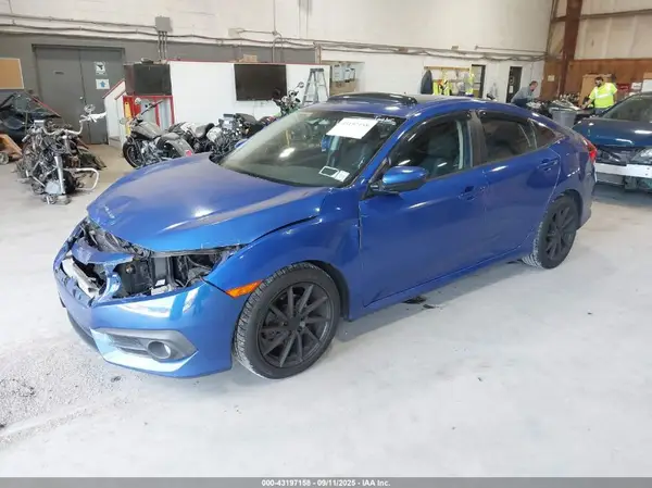 2HGFC1F32GH642557 2016 HONDA CIVIC - Image 2