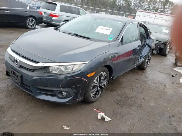 2HGFC1F32HH635495 2017 HONDA CIVIC - Image 2