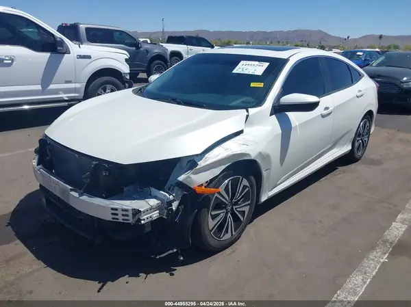 2HGFC1F32HH637845 2017 HONDA CIVIC - Image 2