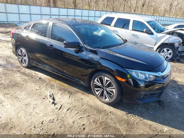 2HGFC1F32HH638297 2017 HONDA CIVIC - Image 1