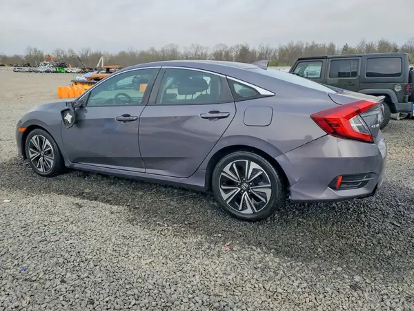 2HGFC1F32HH639269 2017 HONDA CIVIC - Image 2