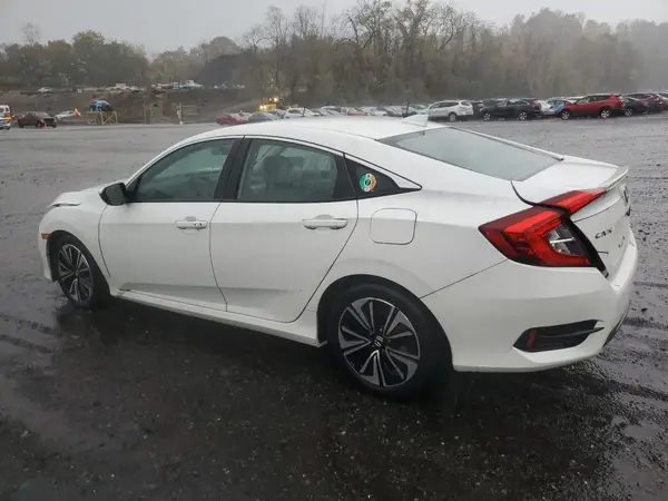 2HGFC1F32HH645668 2017 HONDA CIVIC - Image 2