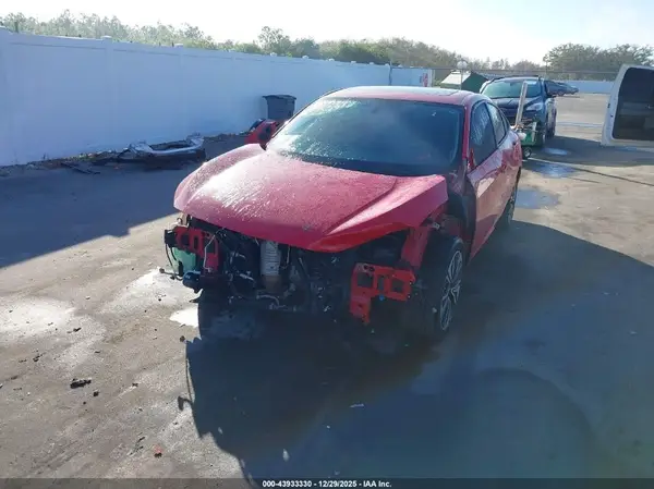 2HGFC1F32HH646366 2017 HONDA CIVIC - Image 2