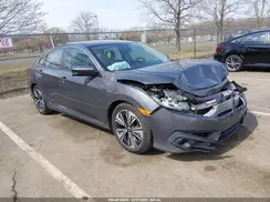 2HGFC1F32HH647243 2017 HONDA CIVIC