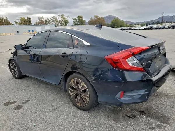 2HGFC1F32HH654838 2017 HONDA CIVIC - Image 2