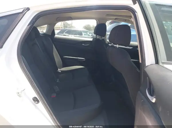 2HGFC1F32HH655889 2017 HONDA CIVIC - Image 8