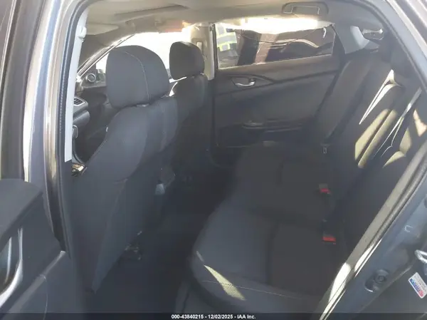 2HGFC1F32HH658520 2017 HONDA CIVIC - Image 8