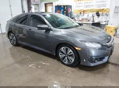 2HGFC1F33HH633352 2017 HONDA CIVIC