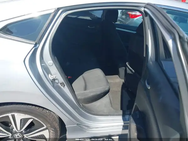 2HGFC1F33HH641127 2017 HONDA CIVIC - Image 8