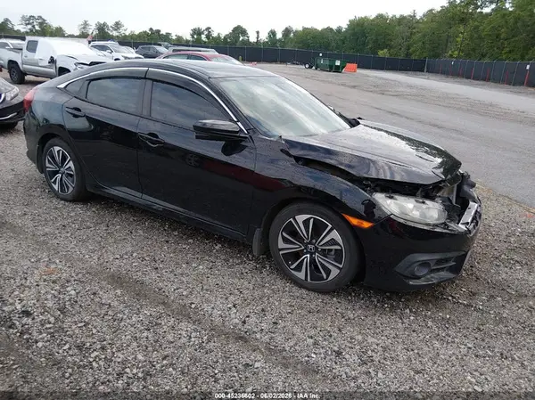 2HGFC1F33JH640243 2018 HONDA CIVIC - Image 1