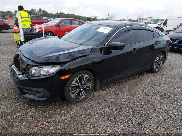 2HGFC1F33JH640243 2018 HONDA CIVIC - Image 2