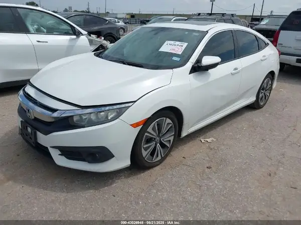 2HGFC1F33JH641568 2018 HONDA CIVIC - Image 2