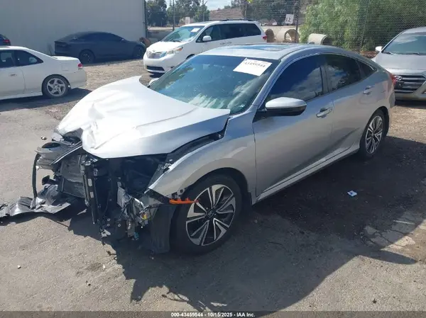 2HGFC1F34HH630413 2017 HONDA CIVIC - Image 2