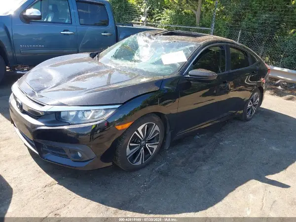 2HGFC1F34HH635613 2017 HONDA CIVIC - Image 2