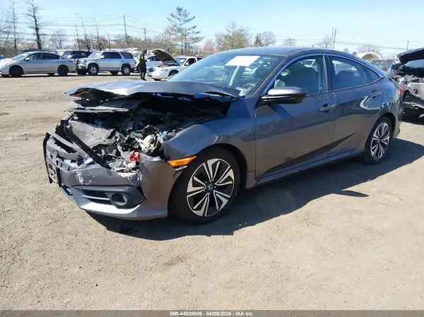 2HGFC1F34HH637605 2017 HONDA CIVIC - Image 2
