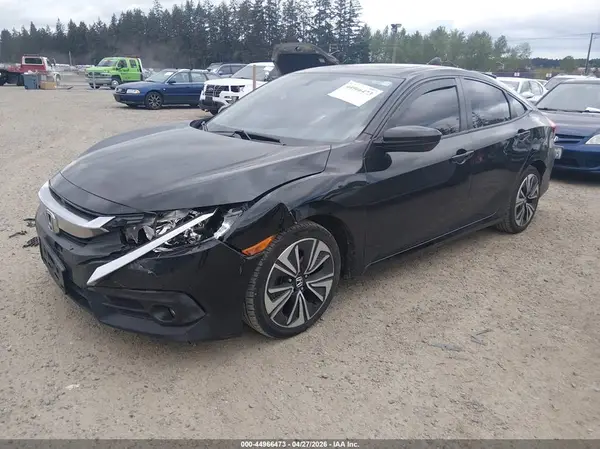2HGFC1F34HH638303 2017 HONDA CIVIC - Image 2