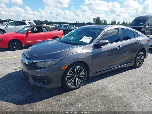 2HGFC1F34HH640486 2017 HONDA CIVIC - Image 2