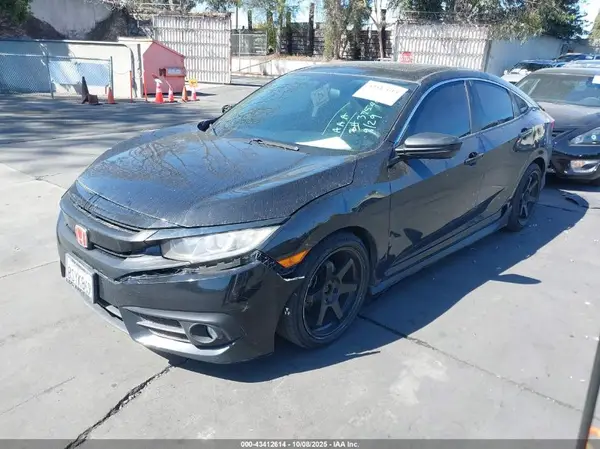 2HGFC1F34HH643033 2017 HONDA CIVIC - Image 2
