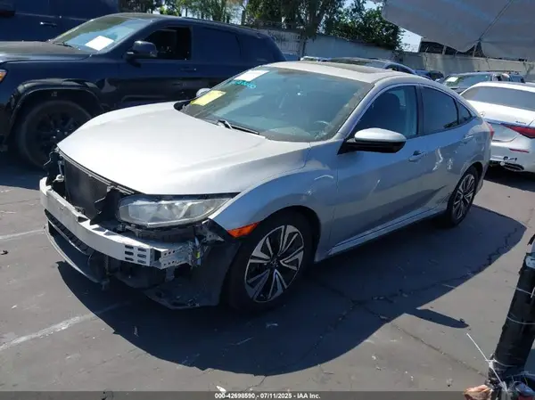 2HGFC1F34HH650497 2017 HONDA CIVIC - Image 2