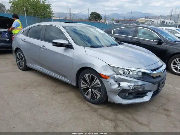 2HGFC1F35HH647608 2017 HONDA CIVIC - Image 1