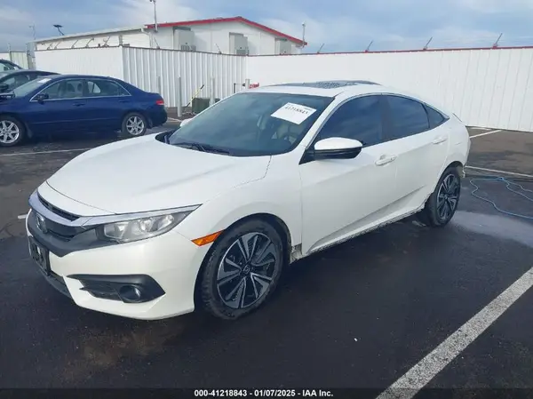 2HGFC1F35HH653957 2017 HONDA CIVIC - Image 2
