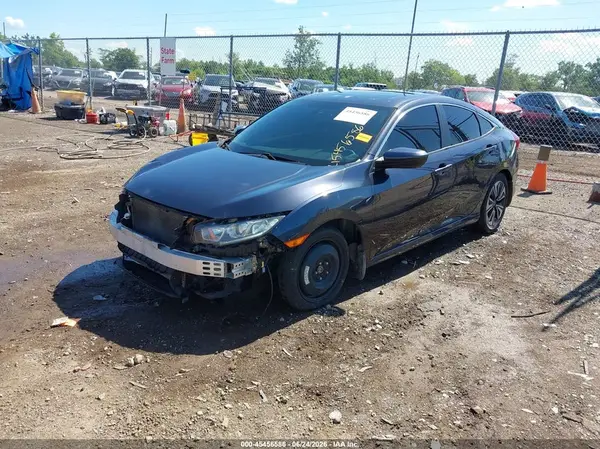 2HGFC1F35JH645198 2018 HONDA CIVIC - Image 2