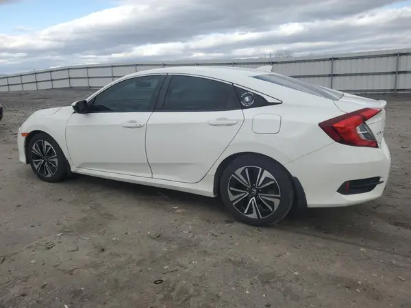 2HGFC1F36HH636505 2017 HONDA CIVIC - Image 2