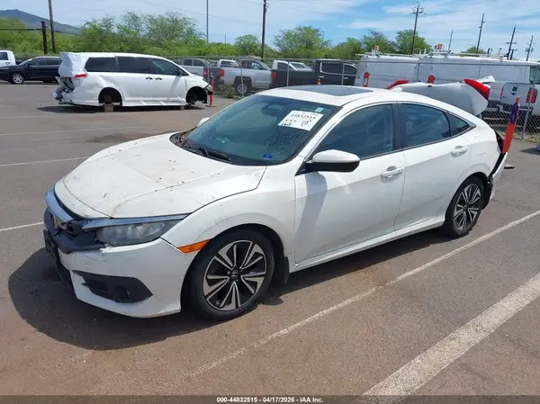 2HGFC1F36HH637136 2017 HONDA CIVIC - Image 2
