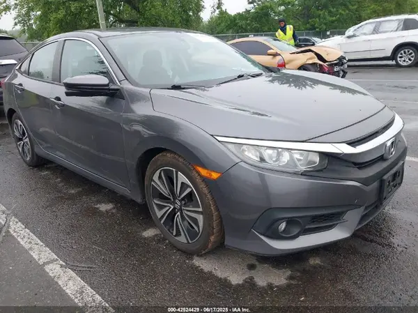 2HGFC1F36HH638383 2017 HONDA CIVIC - Image 1