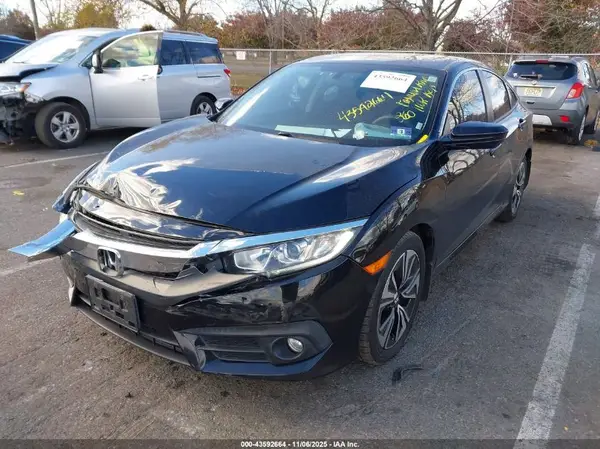 2HGFC1F36HH654793 2017 HONDA CIVIC - Image 2