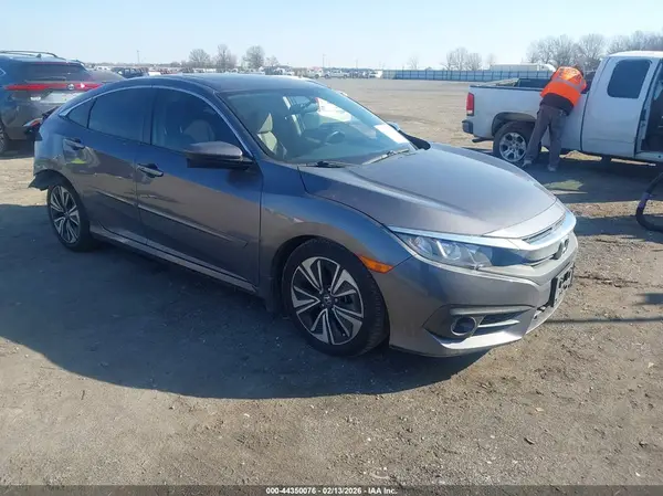 2HGFC1F36JH643203 2018 HONDA CIVIC - Image 1