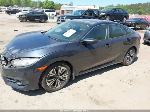2HGFC1F37HH631300 2017 HONDA CIVIC - Image 2