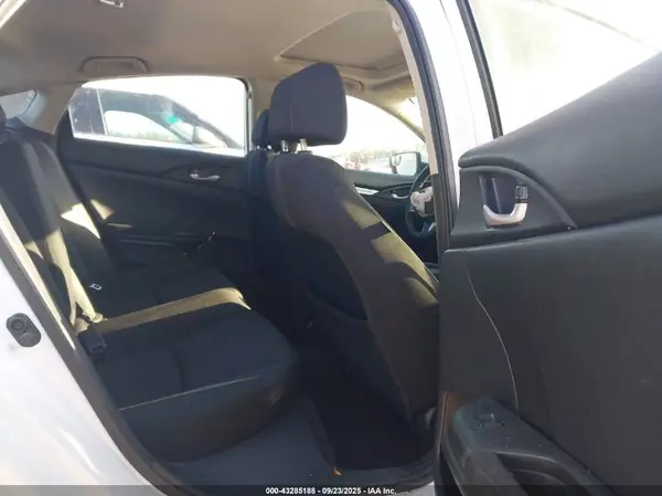 2HGFC1F37HH645763 2017 HONDA CIVIC - Image 8
