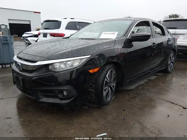 2HGFC1F37HH648758 2017 HONDA CIVIC - Image 2