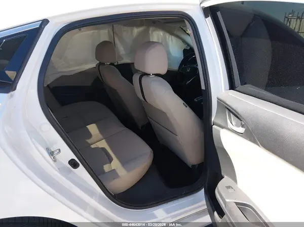 2HGFC1F37HH649828 2017 HONDA CIVIC - Image 8