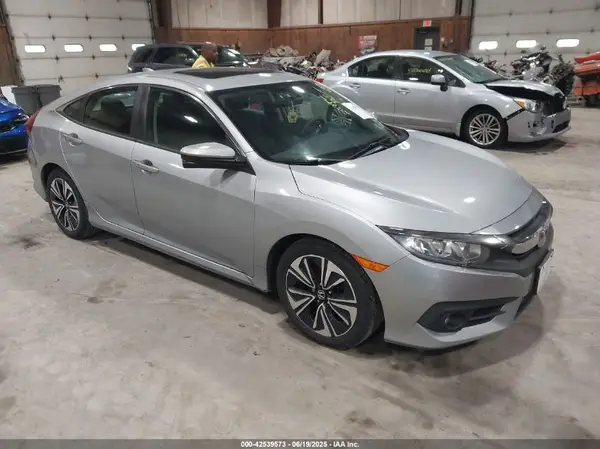 2HGFC1F37HH656102 2017 HONDA CIVIC - Image 1