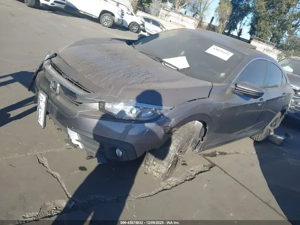 2HGFC1F38GH636617 2016 HONDA CIVIC - Image 2