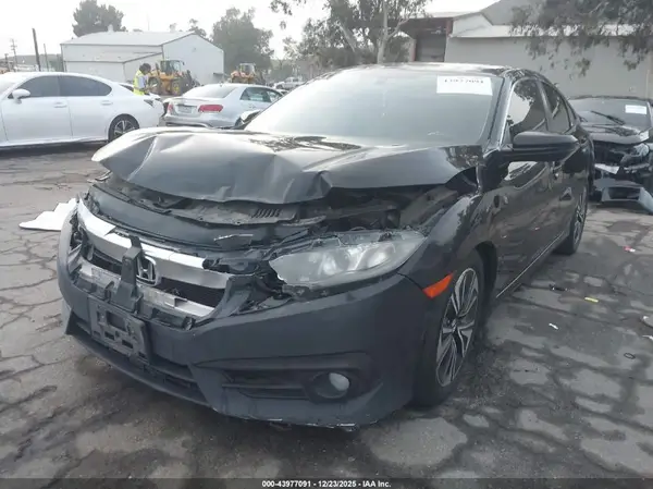 2HGFC1F38HH633492 2017 HONDA CIVIC - Image 2