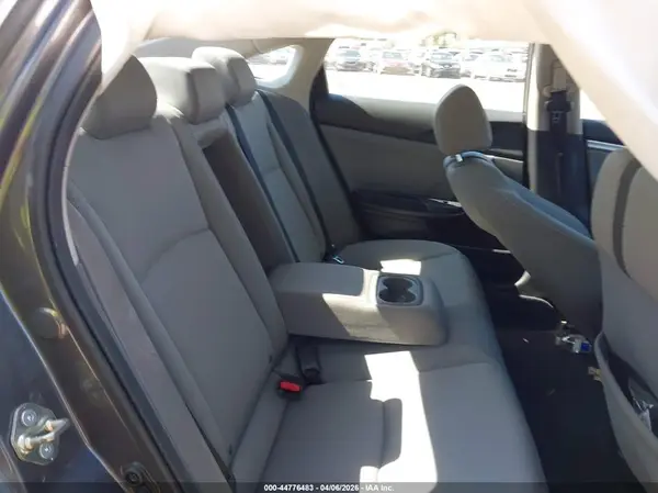 2HGFC1F38HH653211 2017 HONDA CIVIC - Image 8