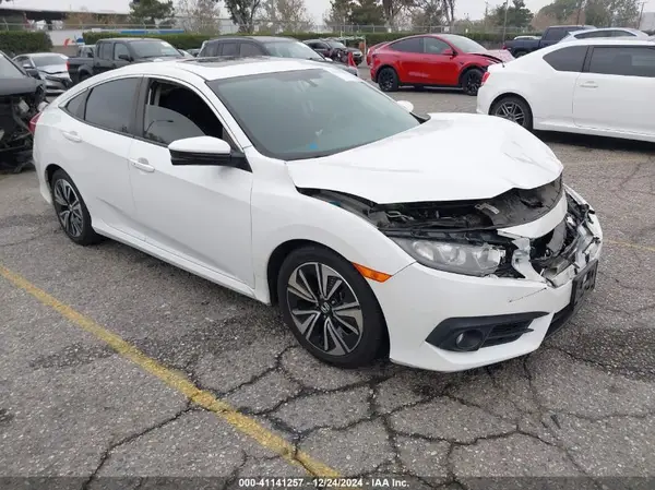 2HGFC1F38HH654780 2017 HONDA CIVIC - Image 1
